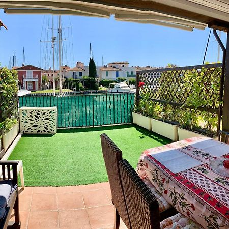 Appartement Rue De L'Amarrage A Port Grimaud Avec Terrasse Vue Canaux Et Garage מראה חיצוני תמונה