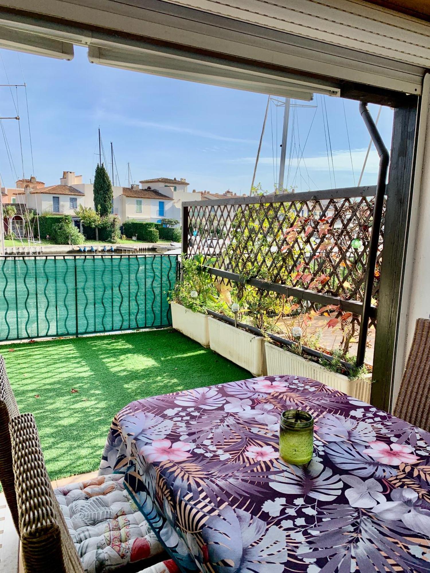 Appartement Rue De L'Amarrage A Port Grimaud Avec Terrasse Vue Canaux Et Garage מראה חיצוני תמונה